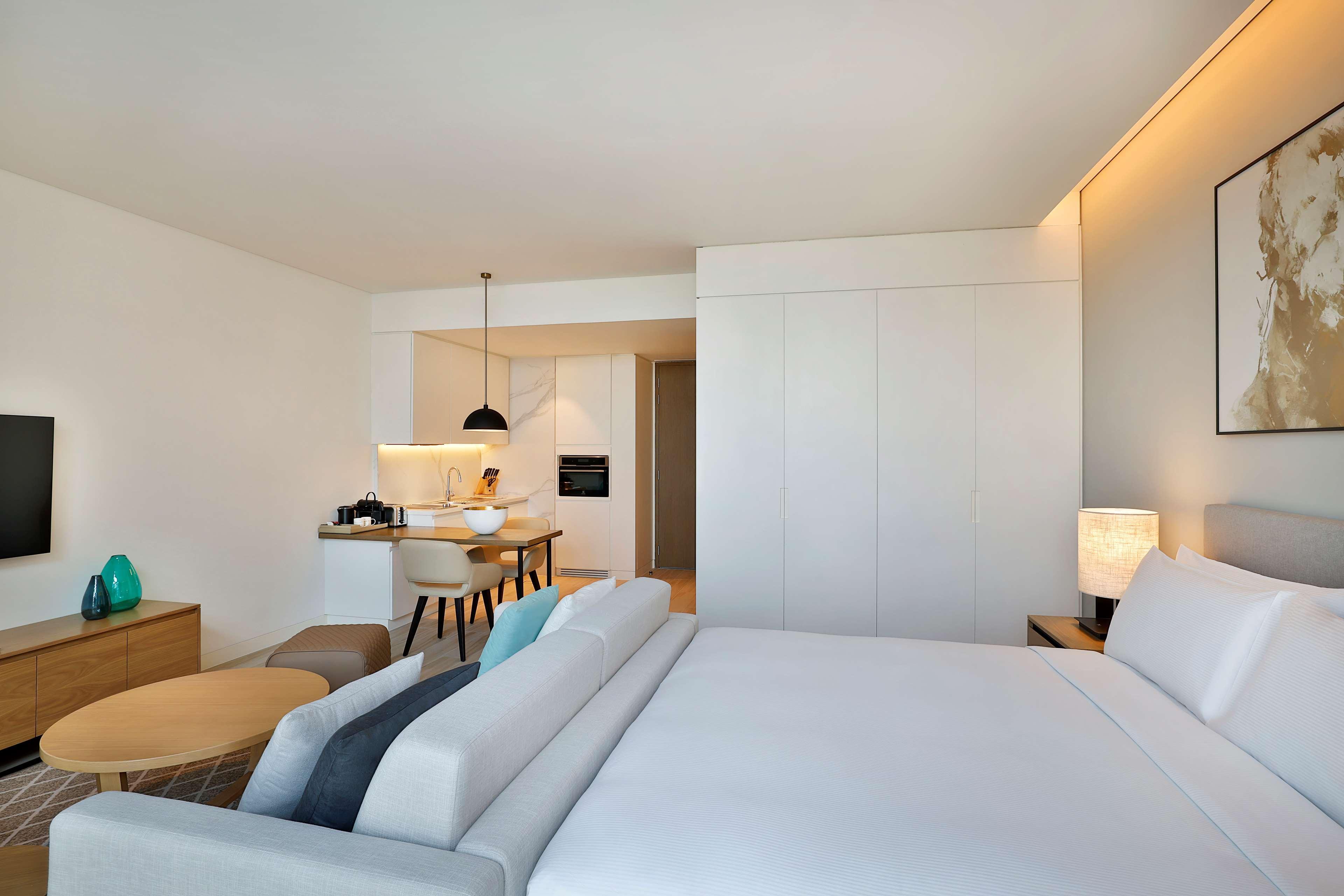 Doubletree By Hilton Abu Dhabi Yas Island Residences Eksteriør billede